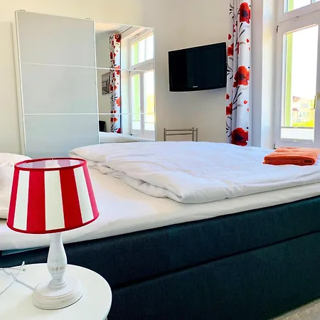 App Kronenburg * Кюлунгсборн